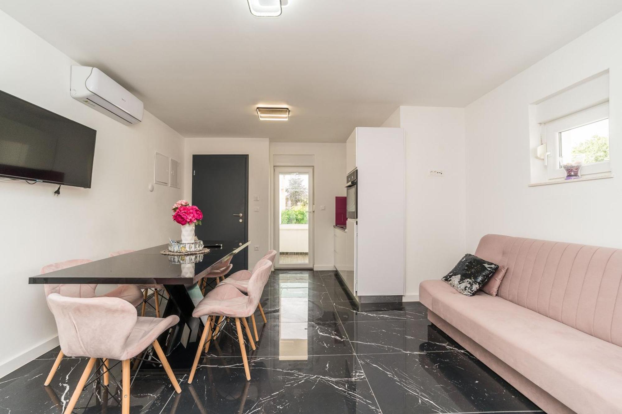 Holiday House Dominik Apartments Sveti Petar  Ruang foto
