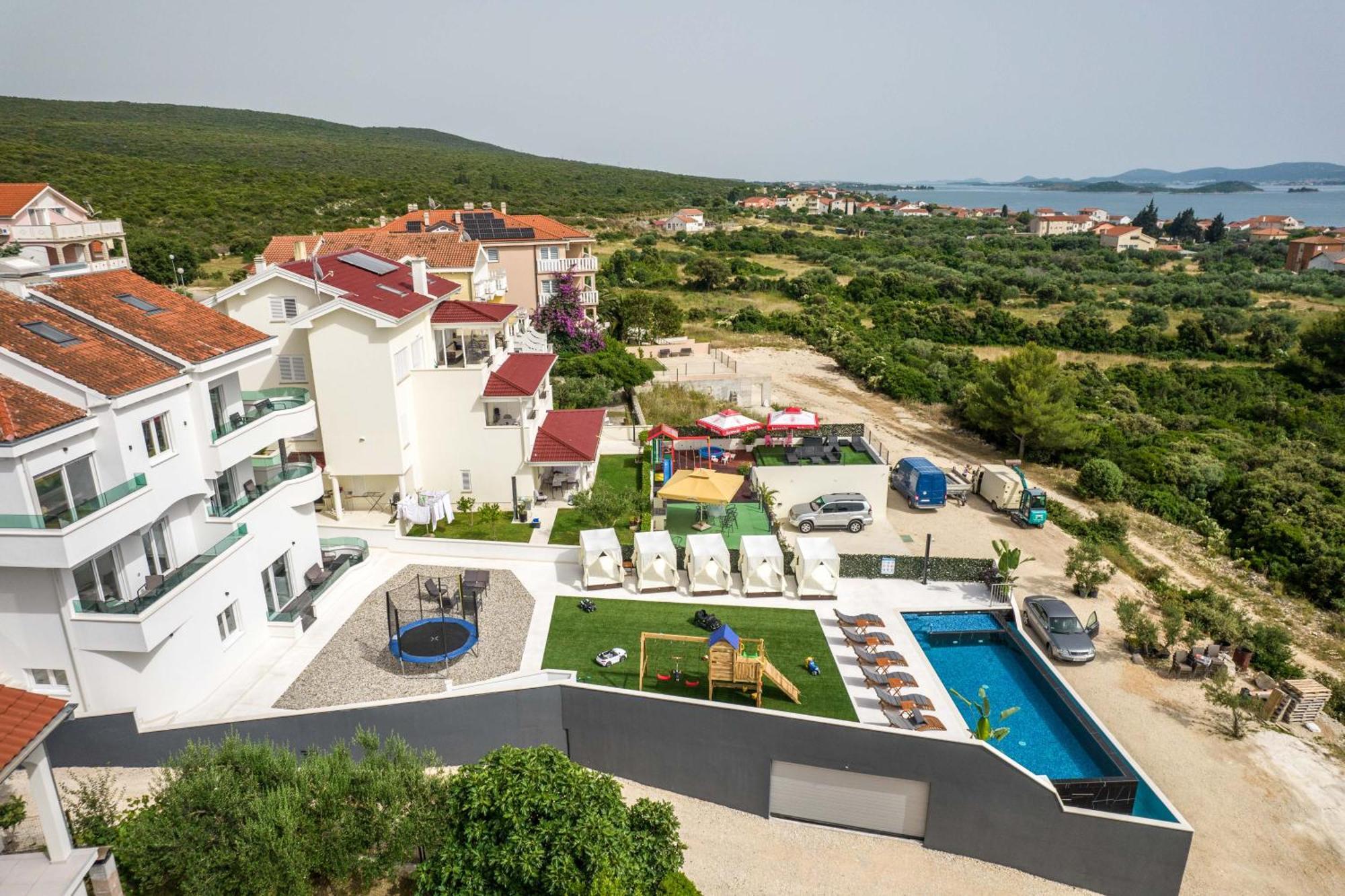 Holiday House Dominik Apartments Sveti Petar  Ruang foto